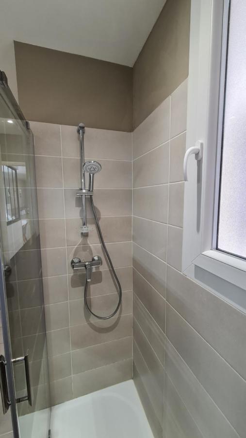 Appartement Moderne De 54 M, 2 Chambres Ла-Сейн-сюр-Мер Екстер'єр фото